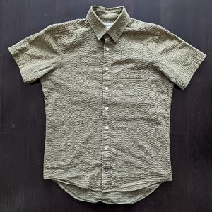 Taylor Stitch "The California" Seersucker Short-sleeve Shirt, size 36 Army green